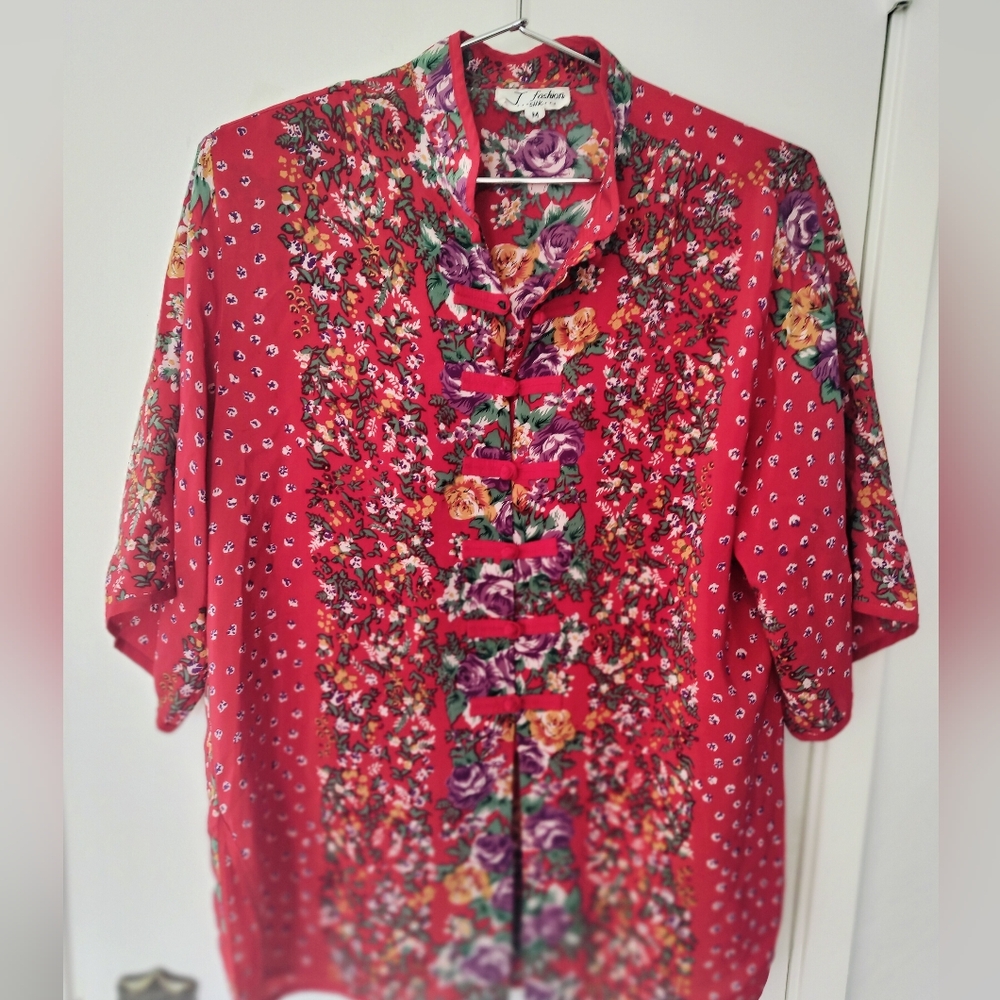 Vintage J Fashion 100% Silk Blouse Red Floral Mandarin Collar Frog Closure Med